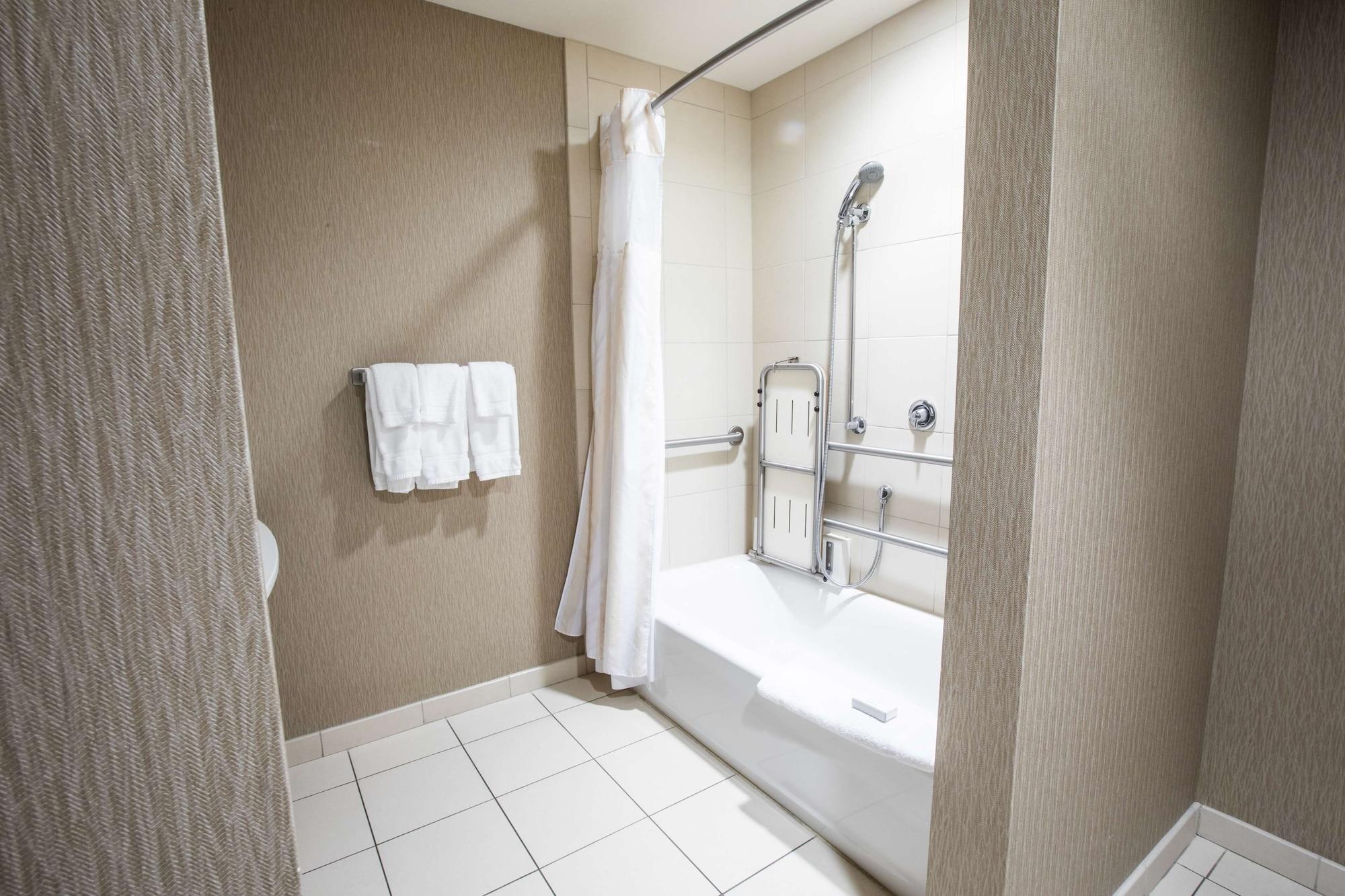 Hilton Garden Inn Clifton Park Exteriér fotografie